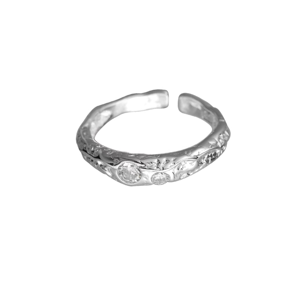 #004 Ring