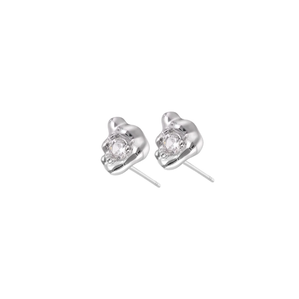 #001 Studs
