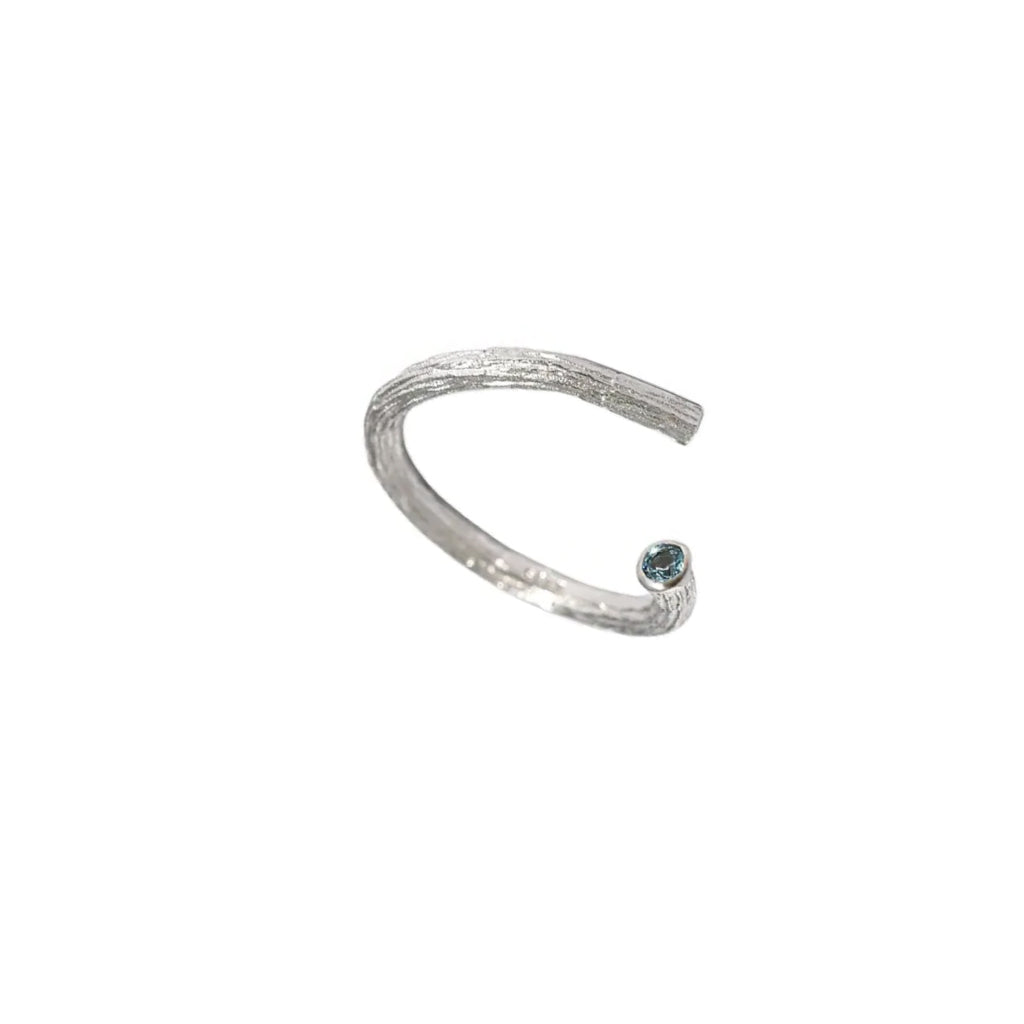 #005 Ring